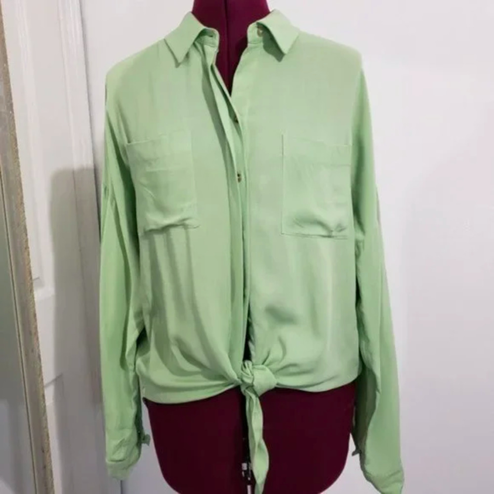 ANTHRO MAEVE sandbridge button down hi-lo tie top S - Picture 2 of 7